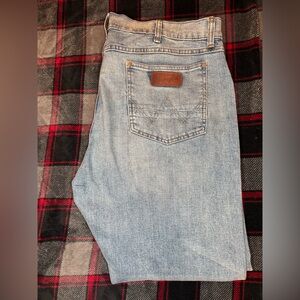 Wrangler Men's Classic Bootcut Light Blue Jeans